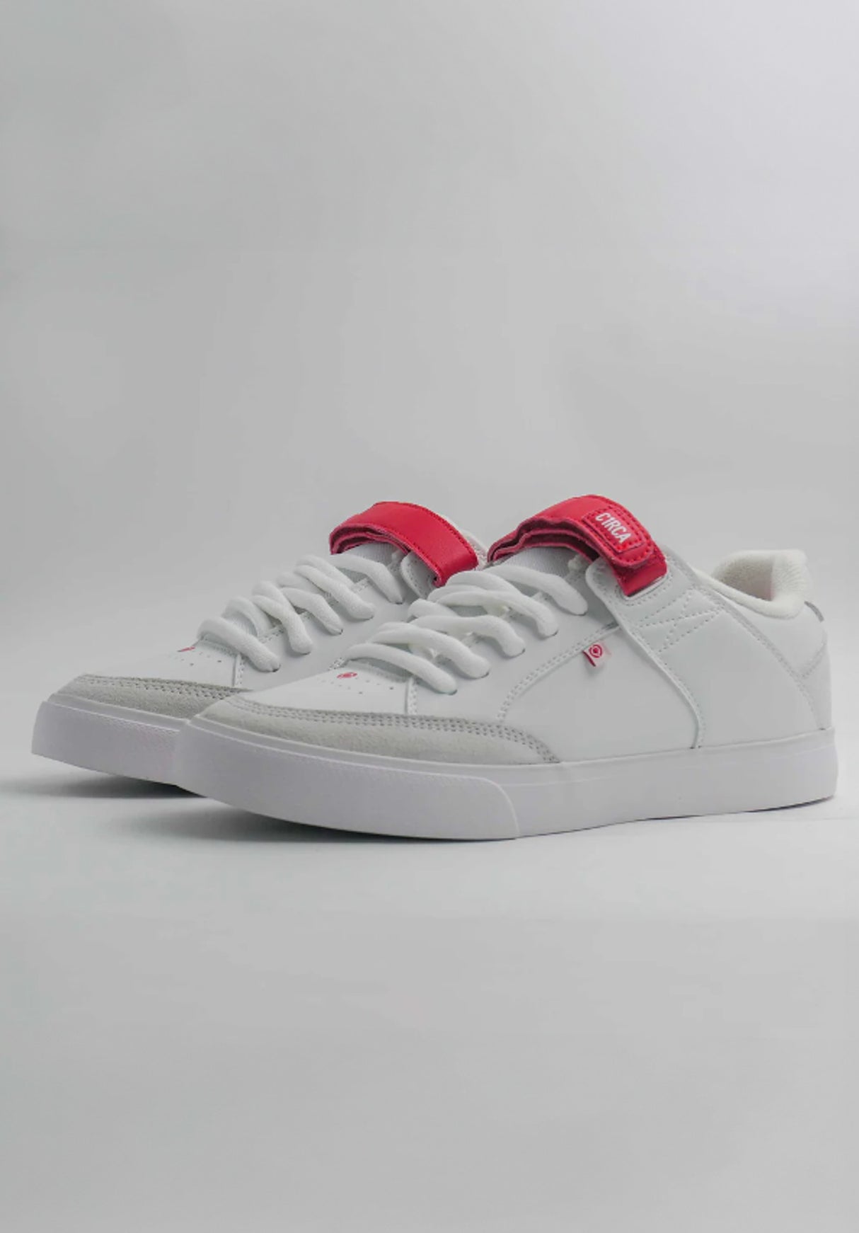 205 Vulc white-red Rueckenansicht