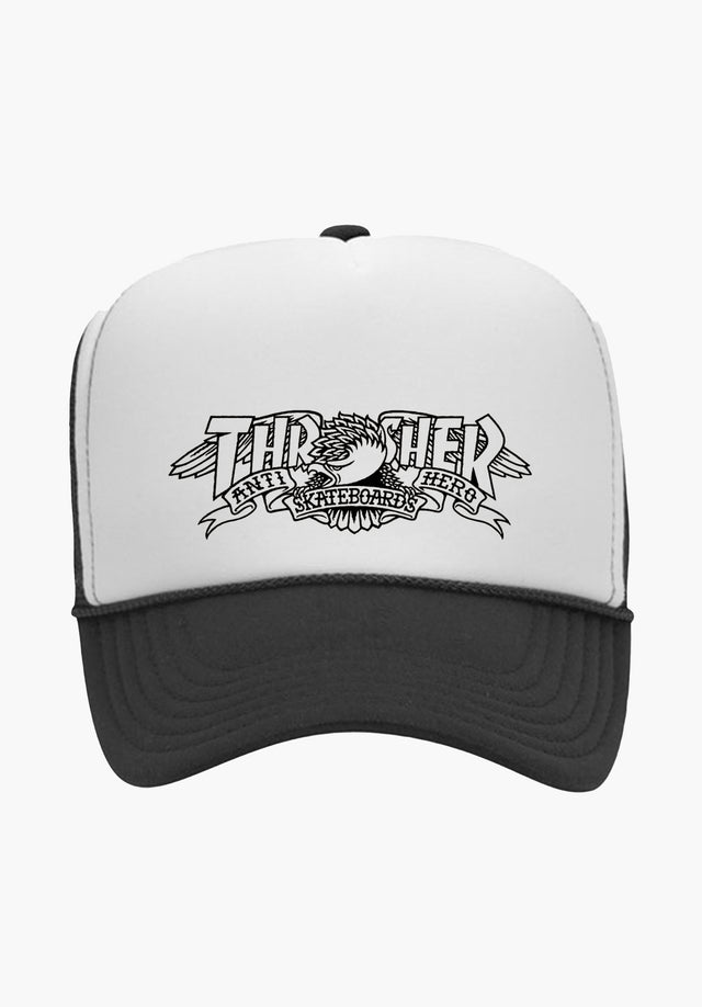 Mag Banner Trucker white-black Vorderansicht