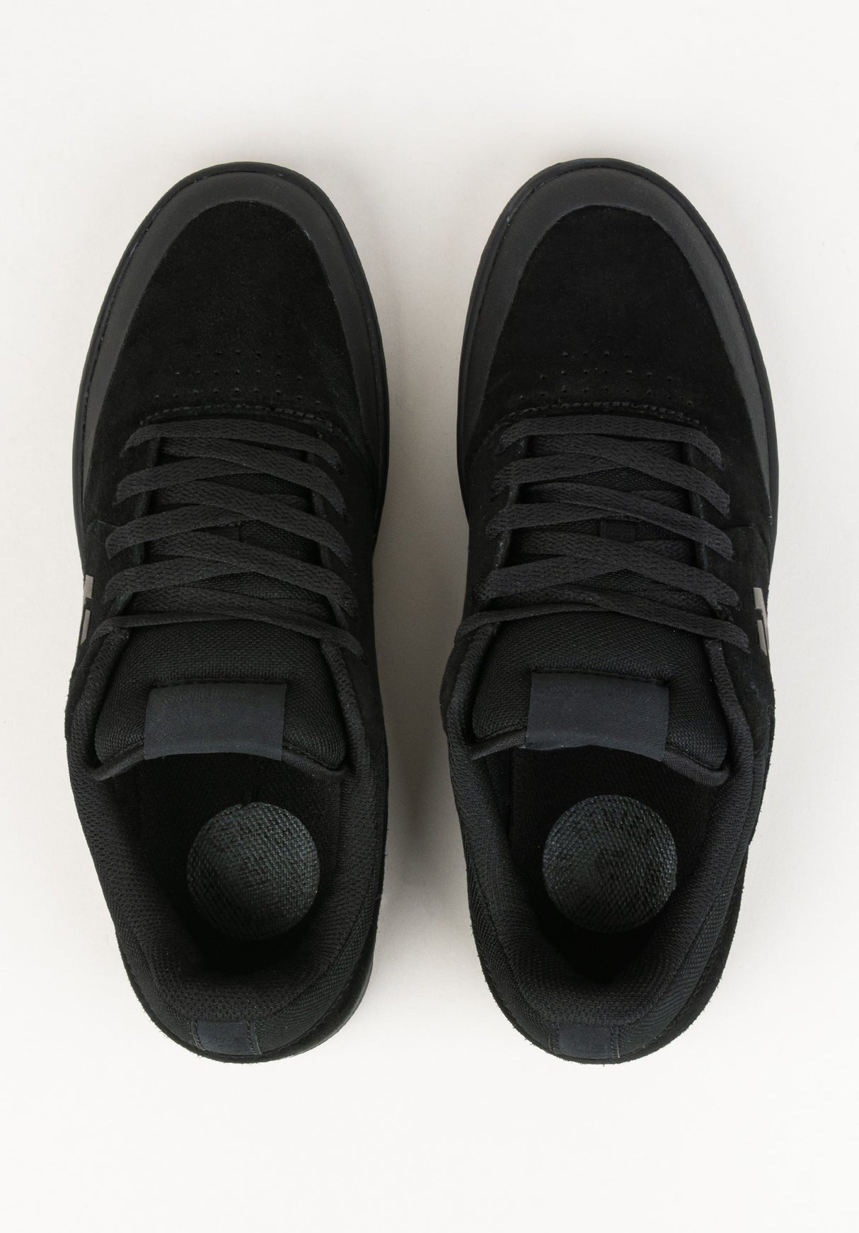 Marana x Michelin black-black-black Closeup2