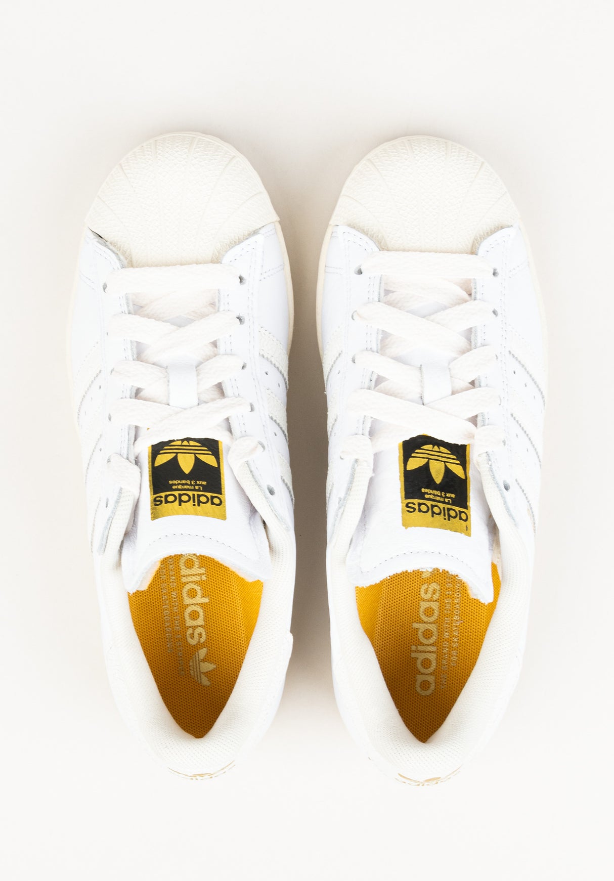 Superstar ADV ftwwhite-ftwwhite-white Close-Up2