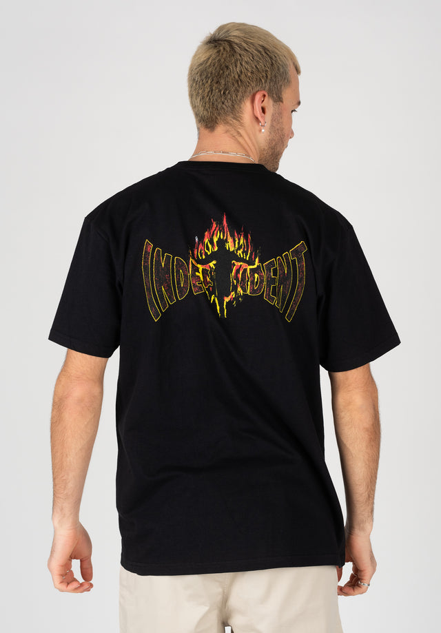 x Independent Tee black Vorderansicht