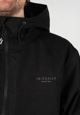 Terance Anorak uniblack Close-Up2