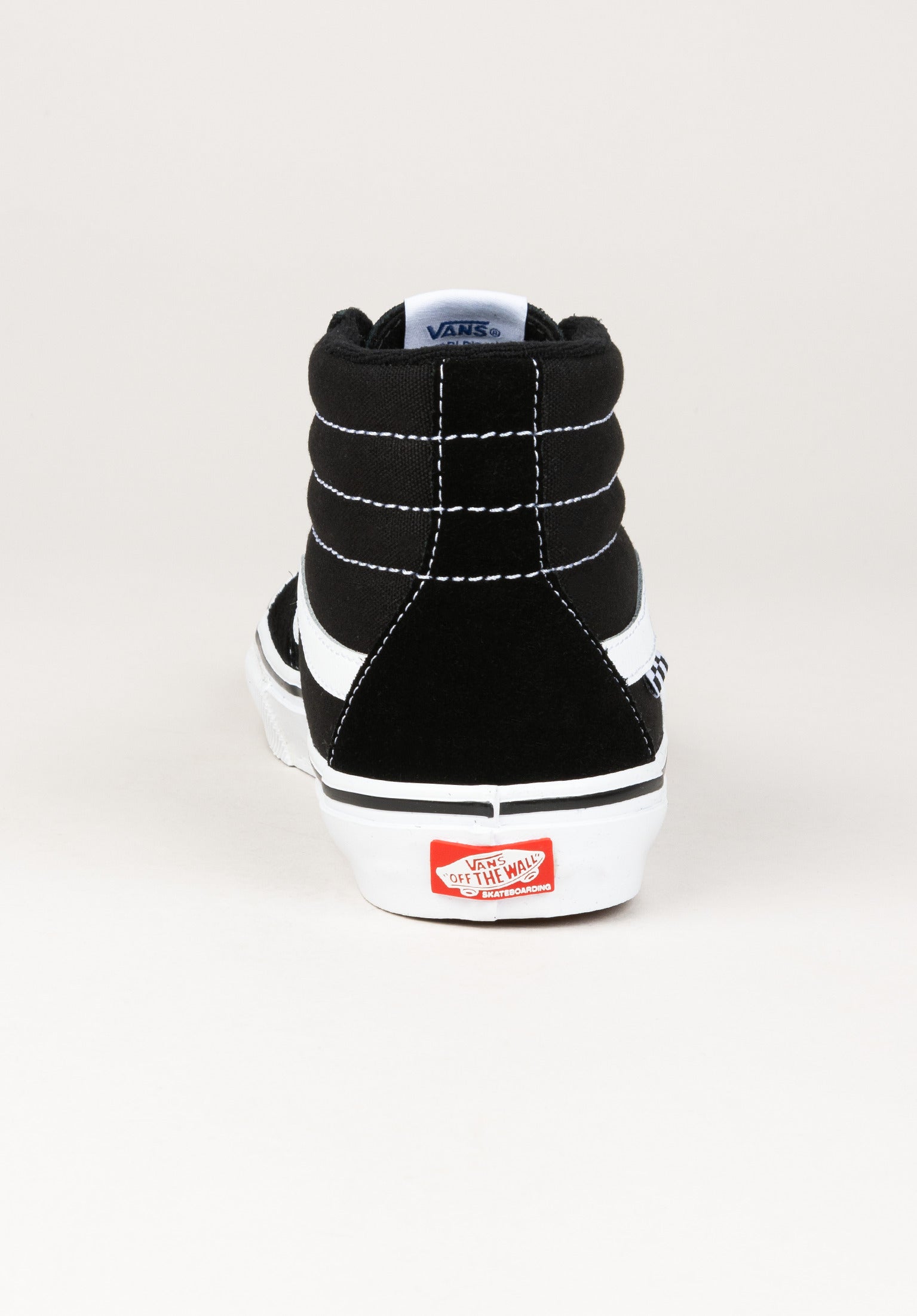 Skate SK8 Hi Vans Schuhe Jungs in black white fur c TITUS