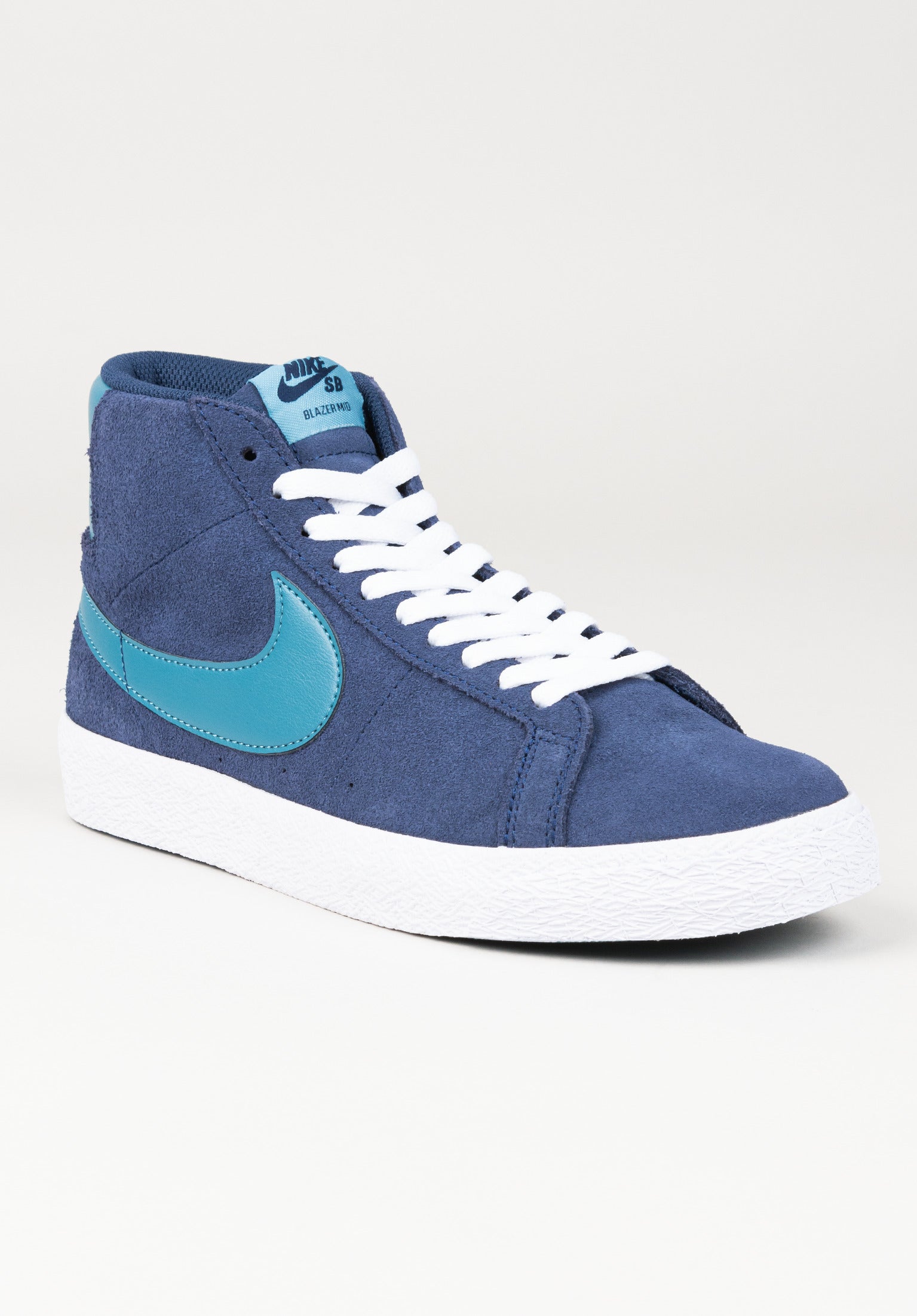 Zoom Blazer Mid