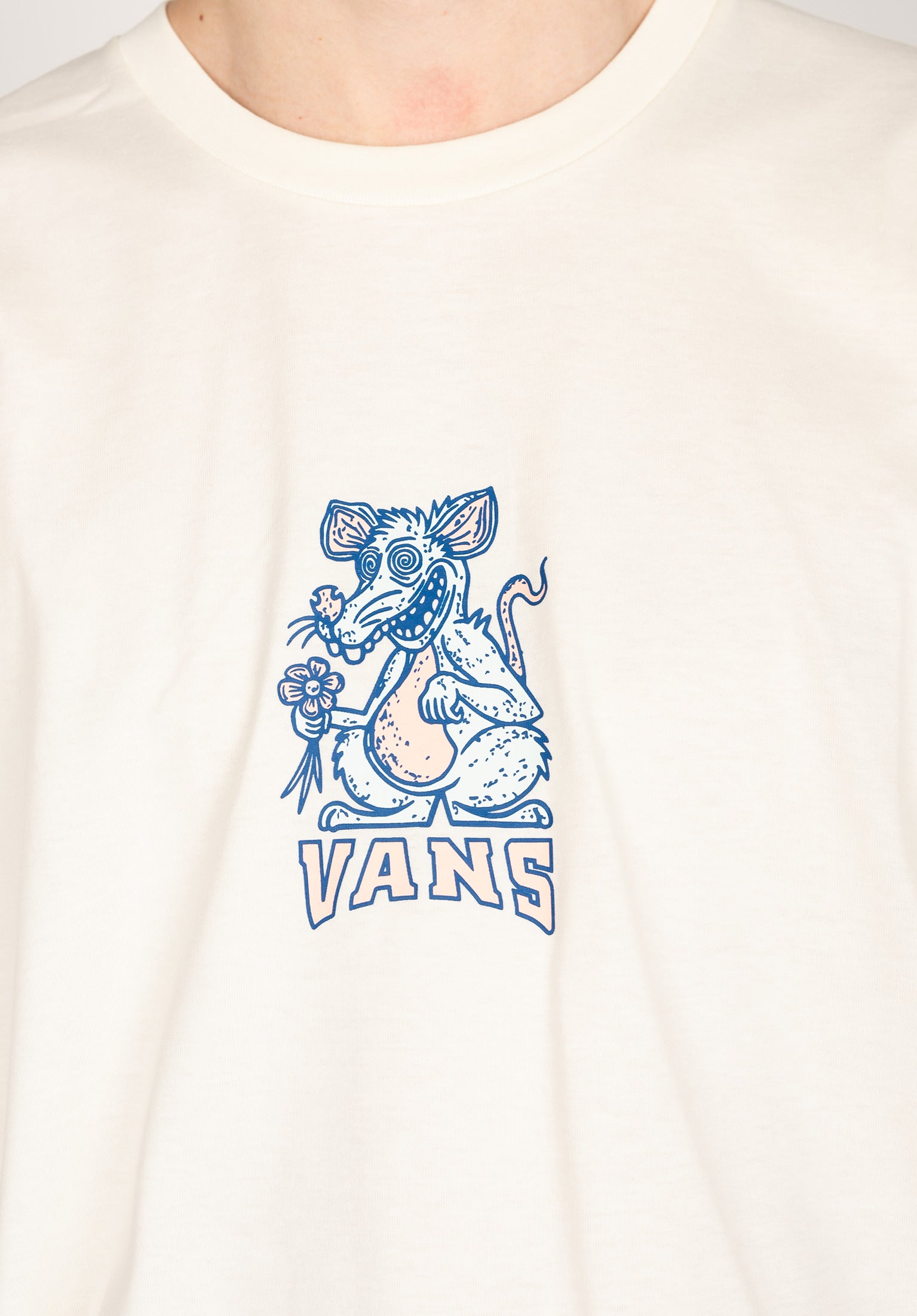 Vans peanuts t clearance shirt