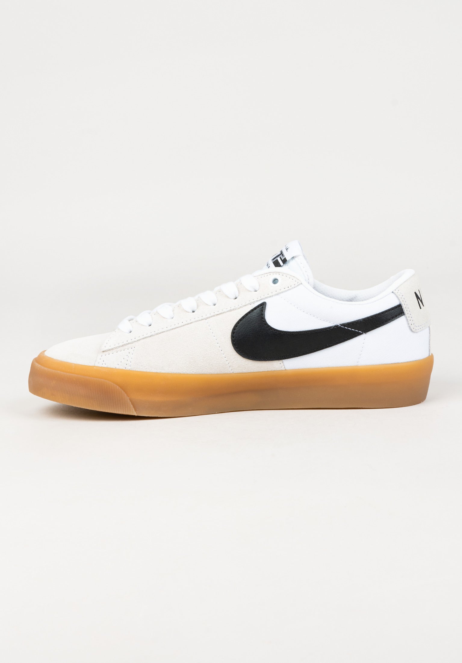 Blazer low nike white online