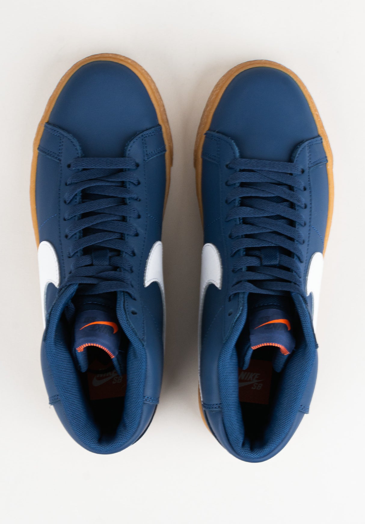 Zoom Blazer Mid navy-white-navy-gumlightbrown Closeup2