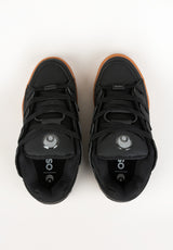 D3 OG black-black-gum Close-Up2